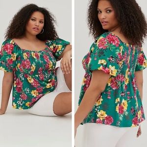 Torrid NWT floral babydoll smocked bodice puffed sleeve top 4X